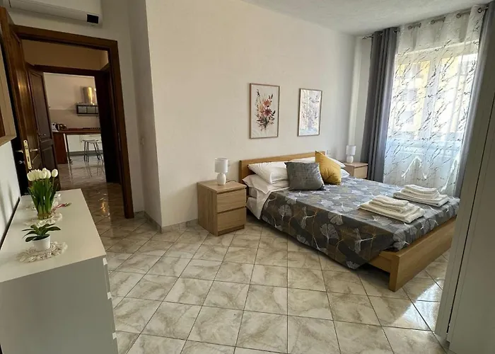 Apartamento Yellow Spring - Intero Con 2 Bagni A 20 Minuti Dalle Spiagge Olbia